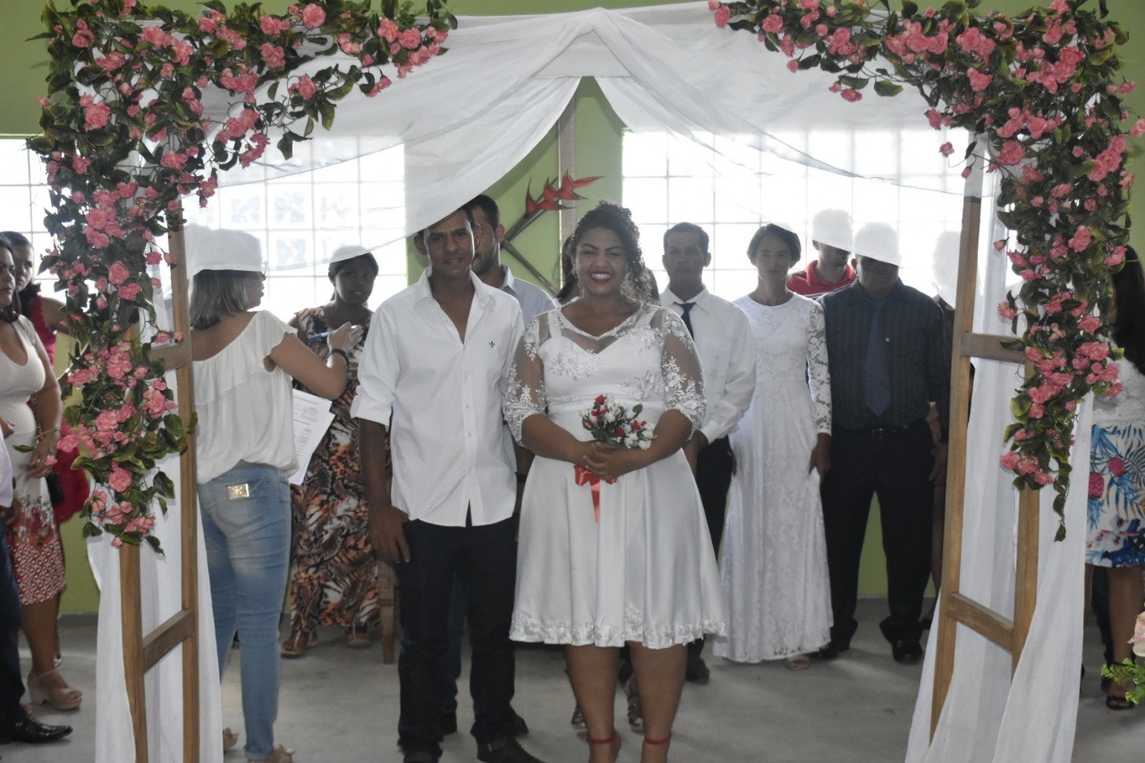 Camacã: II Casamento Comunitário realiza o sonho de dezenas de casais
